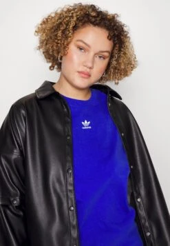 Adidas Originals Regular - T-Shirt Basique - Semi Lucid Blue 9 Adidas Originals Regular - T-Shirt Basique - Semi Lucid Blue -ASOS ee413940b00143de91bde881a5445df9