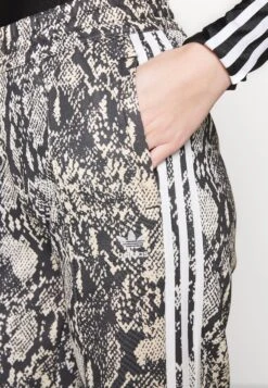 Adidas Originals Python Trackpant - Pantalon De Survêtement - Black/Multicolor -ASOS efad0382290b45b485c3491b48f4c342