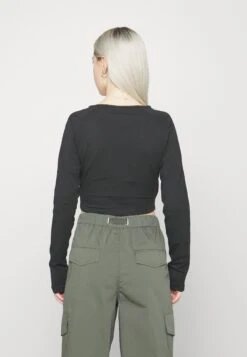 Adidas Originals Classics Cropped Long Sleeve - T-Shirt À Manches Longues - Black -ASOS f5220a9ee34f4924afde682e914e7ef7