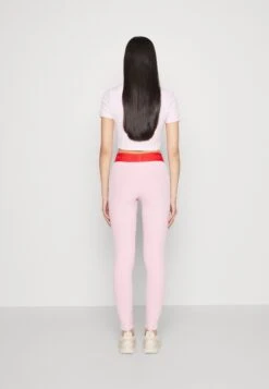 Adidas Originals Adicolor 70S - Legging - True Pink -ASOS f64b59ca73824ab9af0e244ca7967791