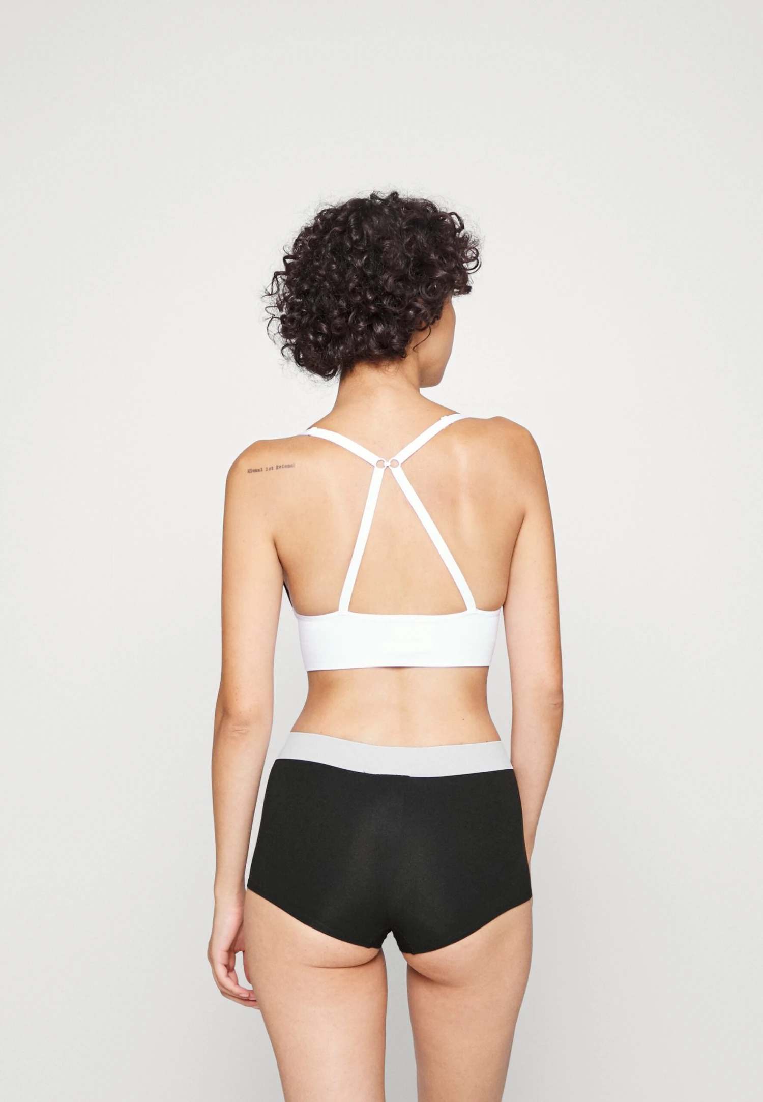 Adidas Originals Boyshort - Shorty - Black 3 Adidas Originals Boyshort - Shorty - Black – Image 3