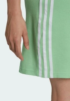 Adidas Originals Adicolor Classics Racerback - Robe En Jersey - Green -ASOS f71d05a3369848c4bea73054dee12ae2