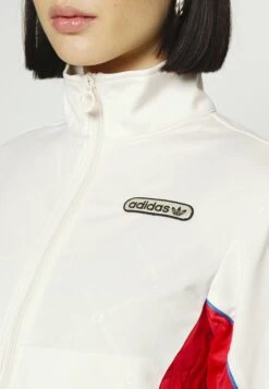 Adidas Originals Track - Veste De Survêtement - White/Vivid Red -ASOS f73ce8f5b6e446a2bf866b1155990e3b
