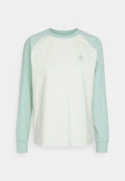 Adidas Originals Long Sleeve - T-Shirt À Manches Longues - Linen Green -ASOS fbbf8471ca814ad2a529d04732d76e06