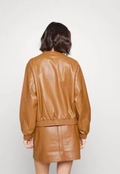 Adidas Originals Jacket - Veste En Similicuir - Wild Brown -ASOS fc54a2f3a5b14298bb8afb0eaf93efa3