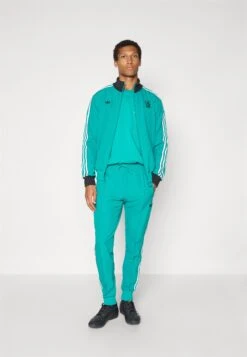 Adidas Originals LIVERPOOL FC ICON TRACK TOP - Article De Supporter D'équipe De Club - Sea Green -ASOS fced5b892595460bbb0a0b76cce7615e