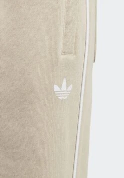 Adidas Originals Color - Pantalon De Survêtement - Beige -ASOS fda355feeb6d4e499c5e44533847ca4c