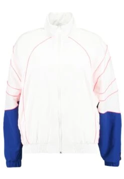 Adidas Originals Veste Légère - White -ASOS ffdb47534ce049cd82afd5e5eab077c9